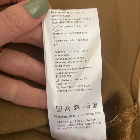 Champagne Satin Midi Skirt Quiet Luxury Capsule Holiday - Picture 12 of 12